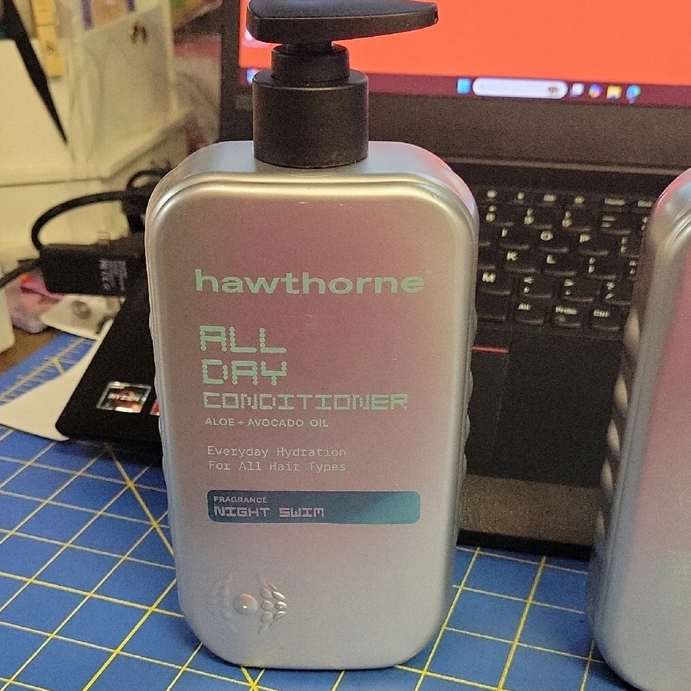 Hawthorne Silver Conditioner with Aloe and Avocado Oil 473ml New